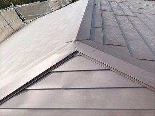 板金が飛ばされた屋根