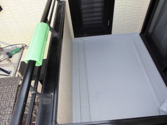 塩ビシート機械的固定工法完成