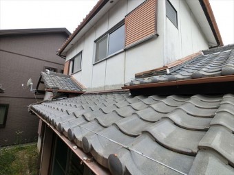 瓦屋根