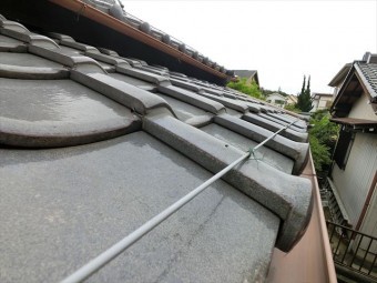 瓦屋根