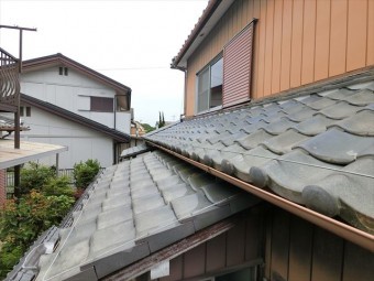 下屋根