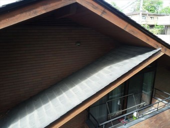 棟違い部のケラバ