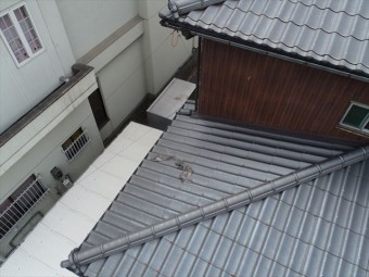 大屋根と下屋根