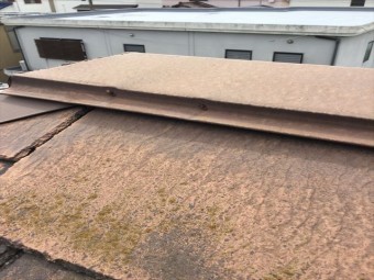 棟板金の浮き