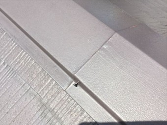 板金の釘浮き