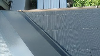 塗装した化粧スレート板が飛んだ