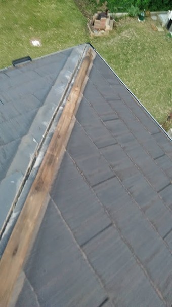 板金が飛ばされた屋根