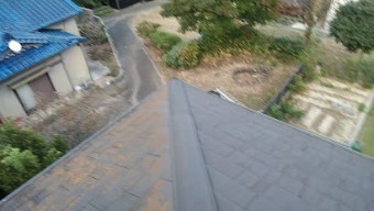 板金が飛ばされた屋根