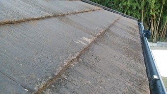 板金が飛ばされた屋根