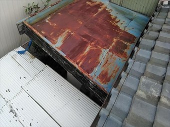 瓦屋根葺き替え