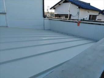 立平葺きのカバー工事