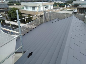 ガルテクト屋根完工