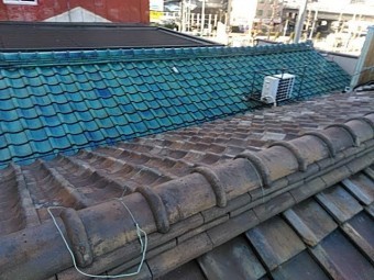 ビルの屋根瓦の点検