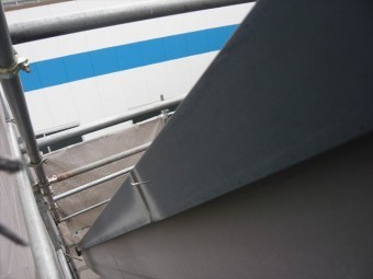 屋根足場