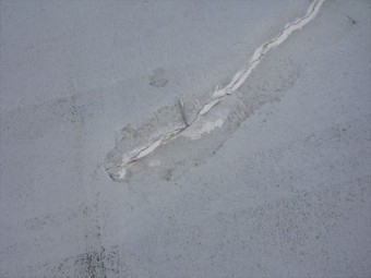 表面の補修跡