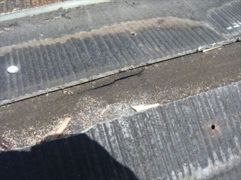 スレート棟板金の飛散