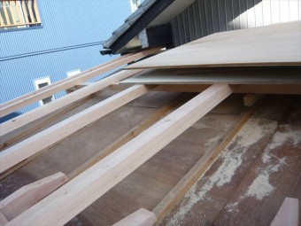 屋根嵩上げ工事