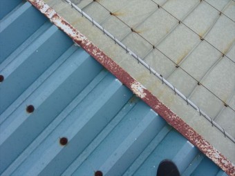 棟止め板金の錆