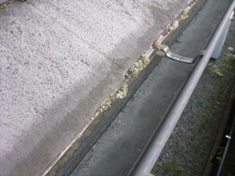 軒先と雨樋