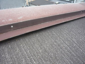 棟板金の浮き
