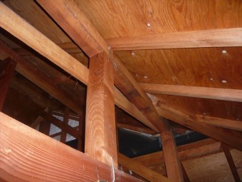 小屋裏の点検