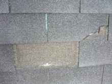 屋根材に亀裂