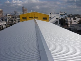 屋根カバー工事後
