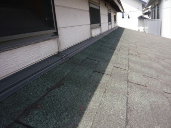 壁際の納まり