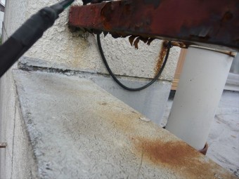 鉄製手摺りの錆