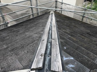 棟板金の剥がれ