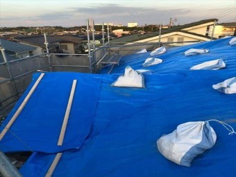 ダンネツトップで瓦の葺き替え