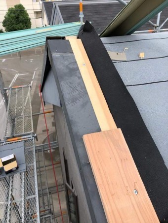 屋根カバー工法