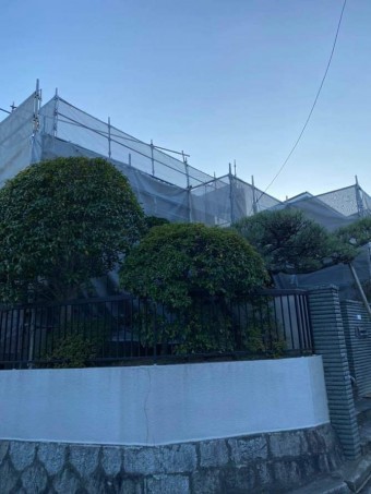 足場