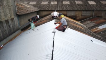 工場屋根カバー