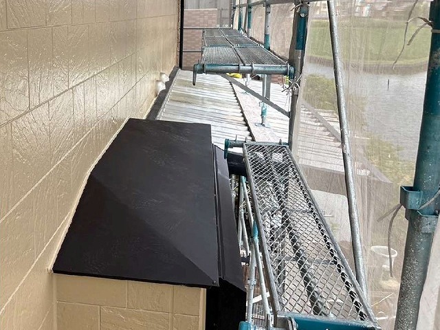 日進市にてシャッターボックスや庇板金などの塗装、屋外の鉄部をサビから守る塗り替え！