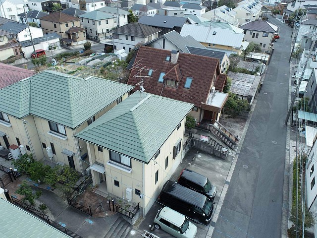 日進市で積水ハウスアパートの屋根調査、平板瓦で仕上げた屋根の劣化状況について