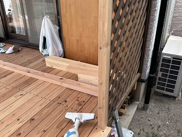 日進市にて住宅のウッドデッキ修繕工事を実施、安全と美観を確保した仕上がり状況