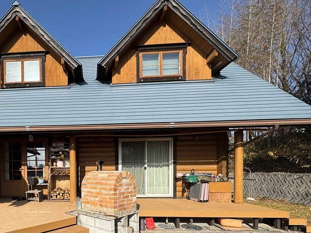 日進市で実施するウッドデッキ取り替え、「天然木」と「人工木」の特徴の違いについて