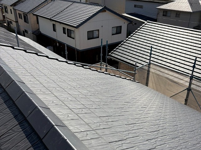 蒲郡市の屋根の棟、ケラバ役物取り替え工事が完成、耐久性が大きく向上した仕上がり