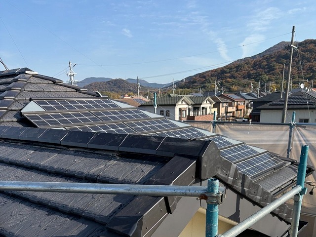 豊明市で防災平板瓦屋根の棟改修、同質棟瓦の設置で安全性を強化