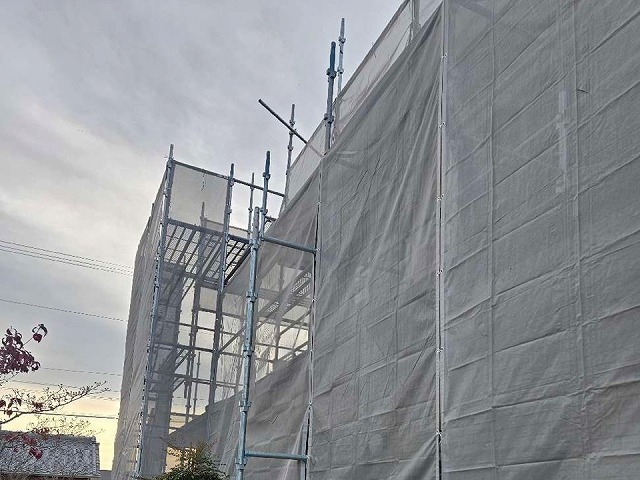 名古屋市中川区で屋根棟瓦の取り替え工事、補強金具や樹脂垂木取り付けなど