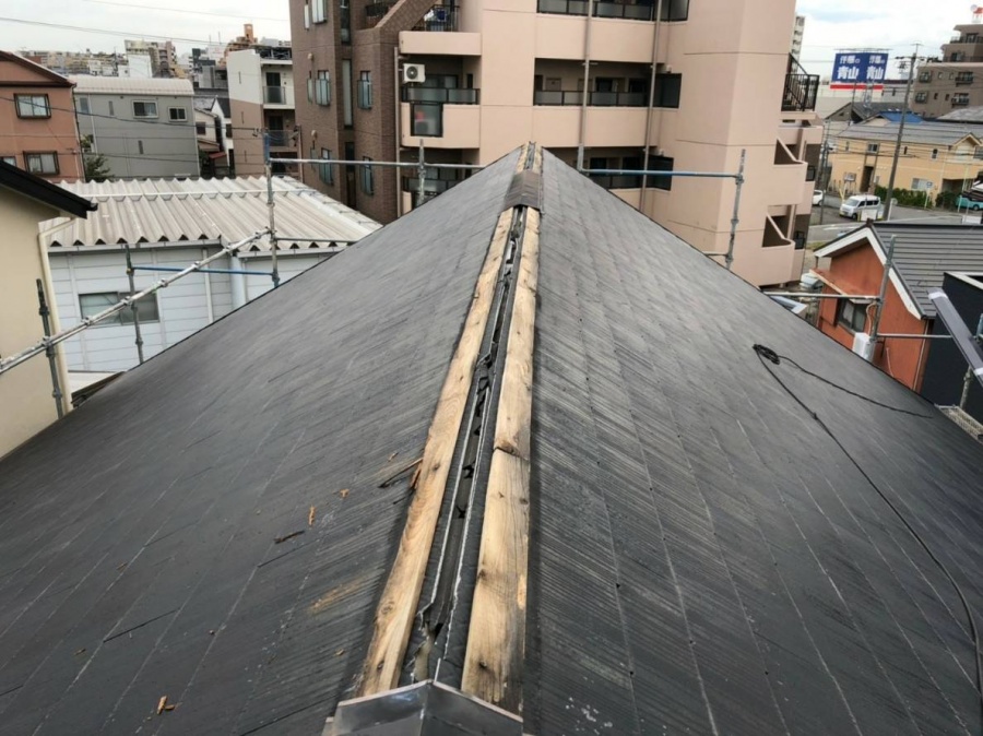 名古屋市瑞穂区にて塗装をしたスレート板金が飛んだ屋根の補修
