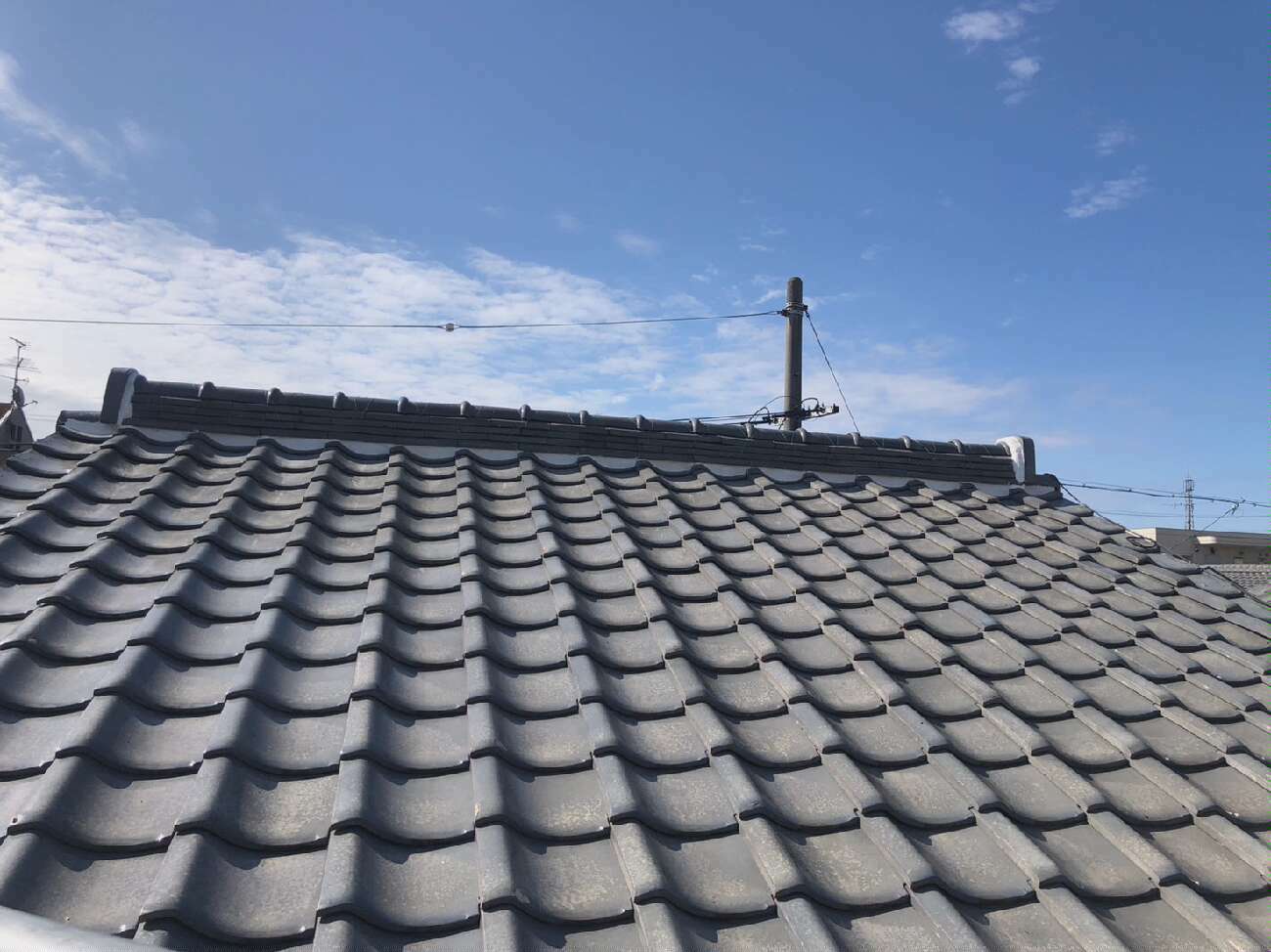 施工前の陶器瓦