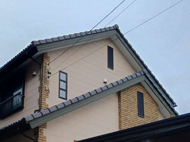 経年劣化にともなう塗装工事を行う前の住宅建物