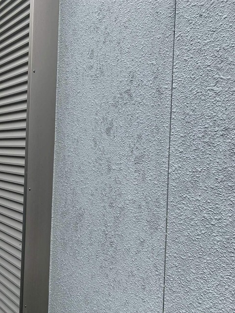 外壁サイディングの塗膜が劣化して防水機能が低下