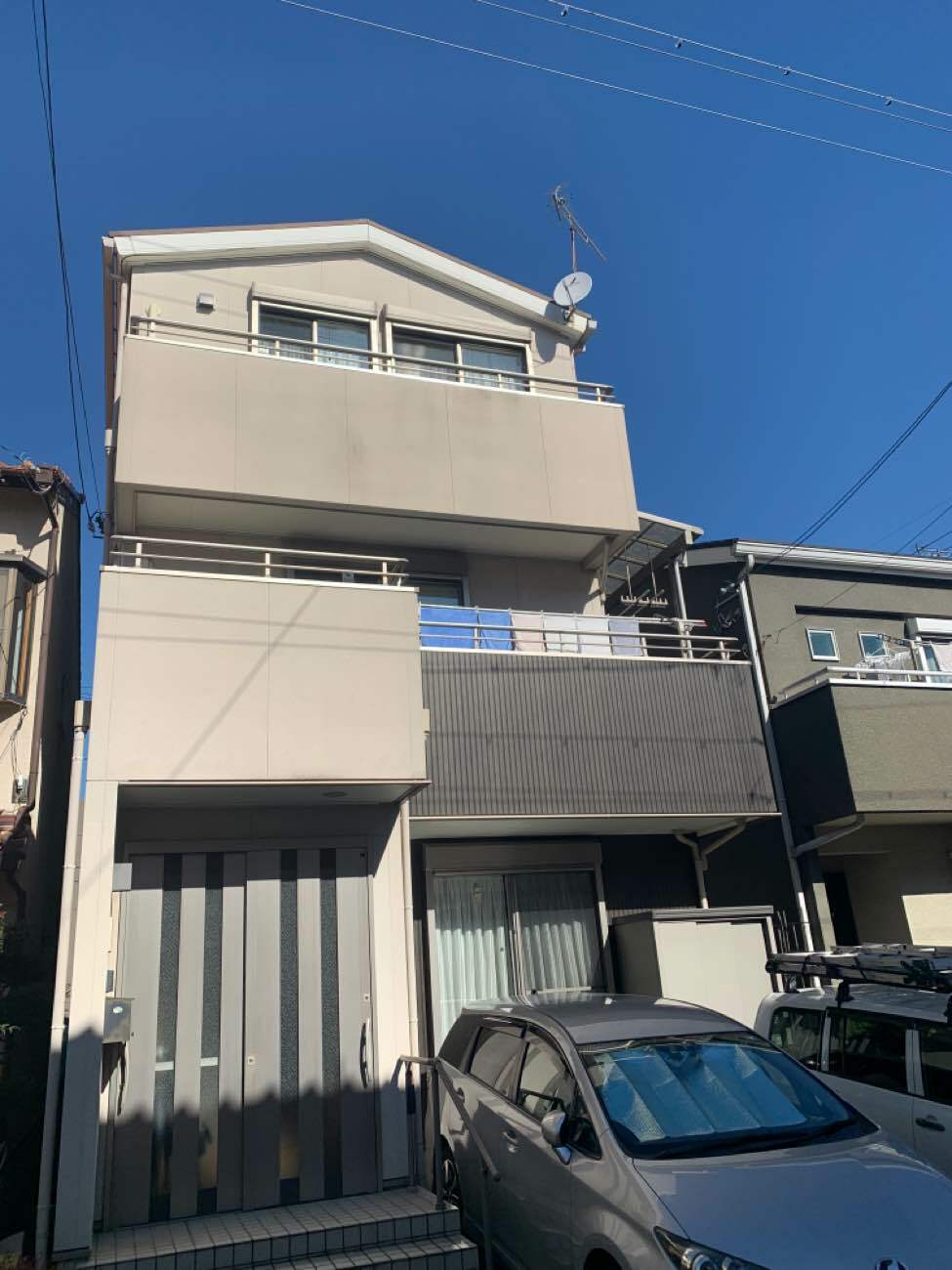 名古屋市港区の3階建て住宅のサイディング外壁