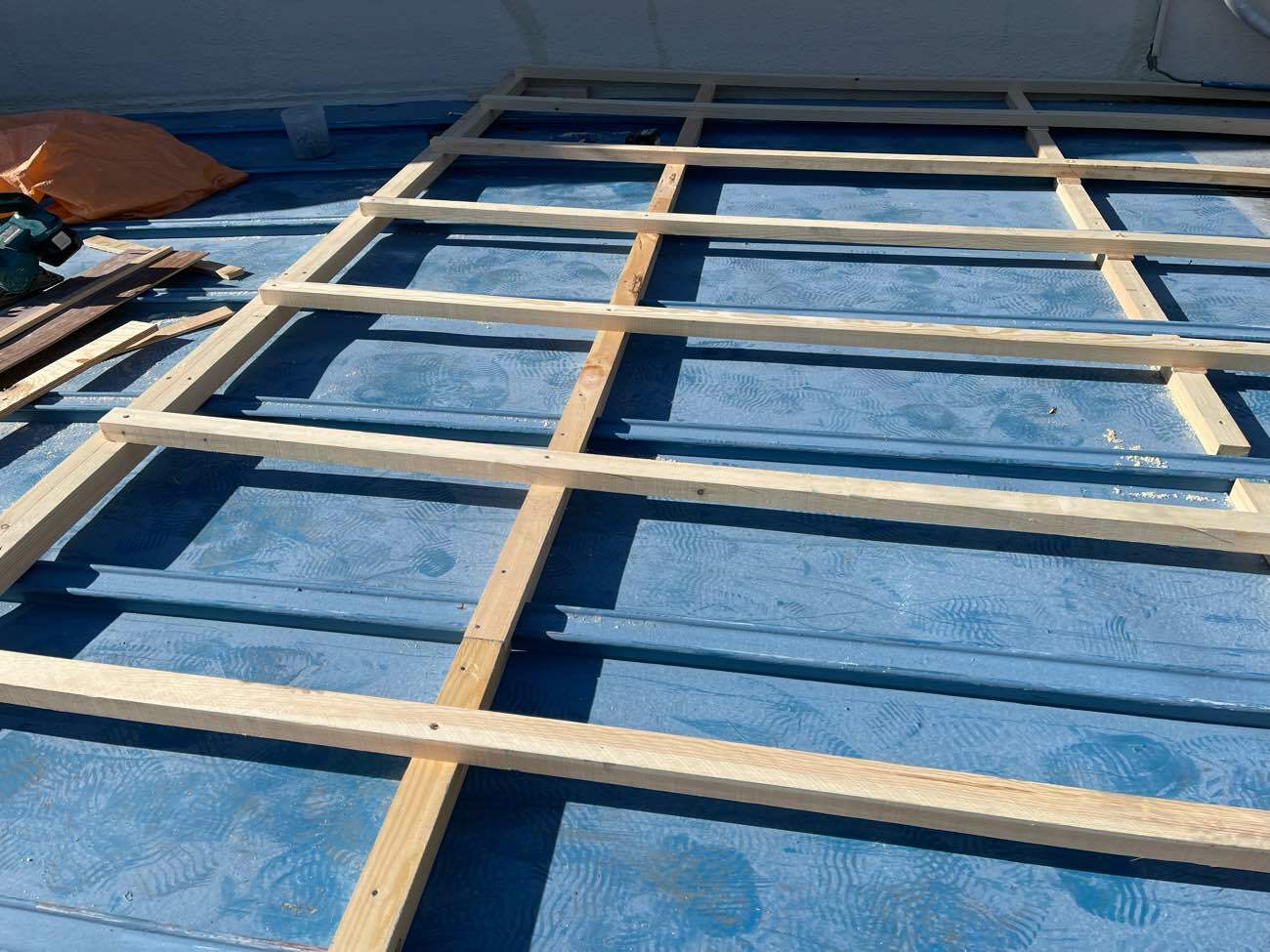 角材を使った骨組み