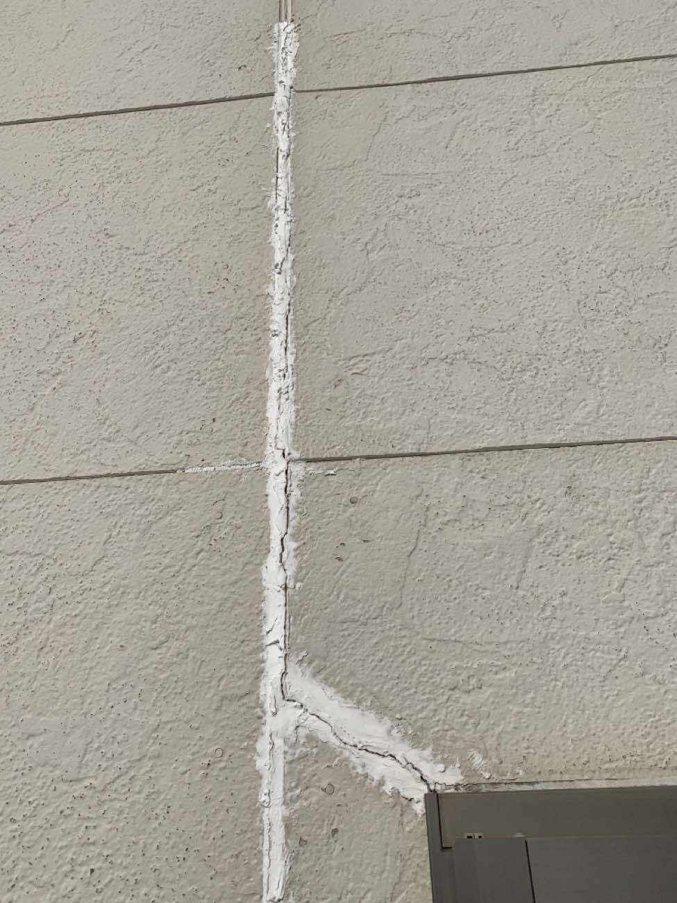 外壁サイディングの補修跡