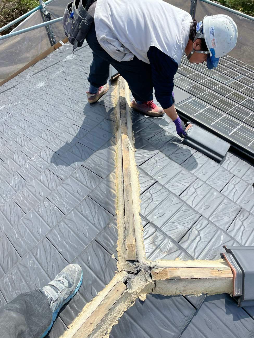 三角棟瓦取り外し