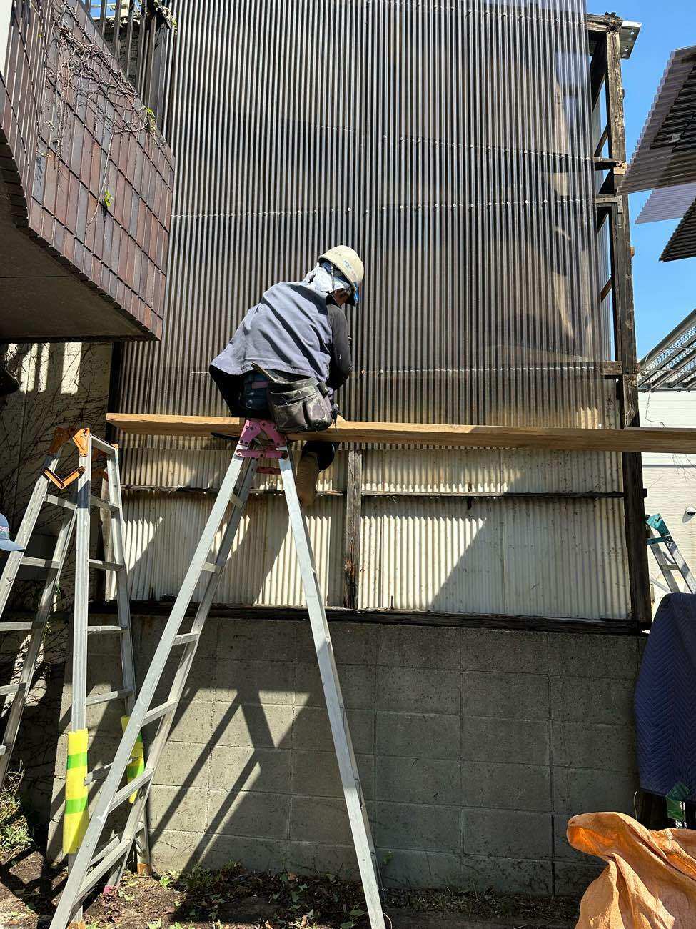 ガラスネット入り波板の取り付け